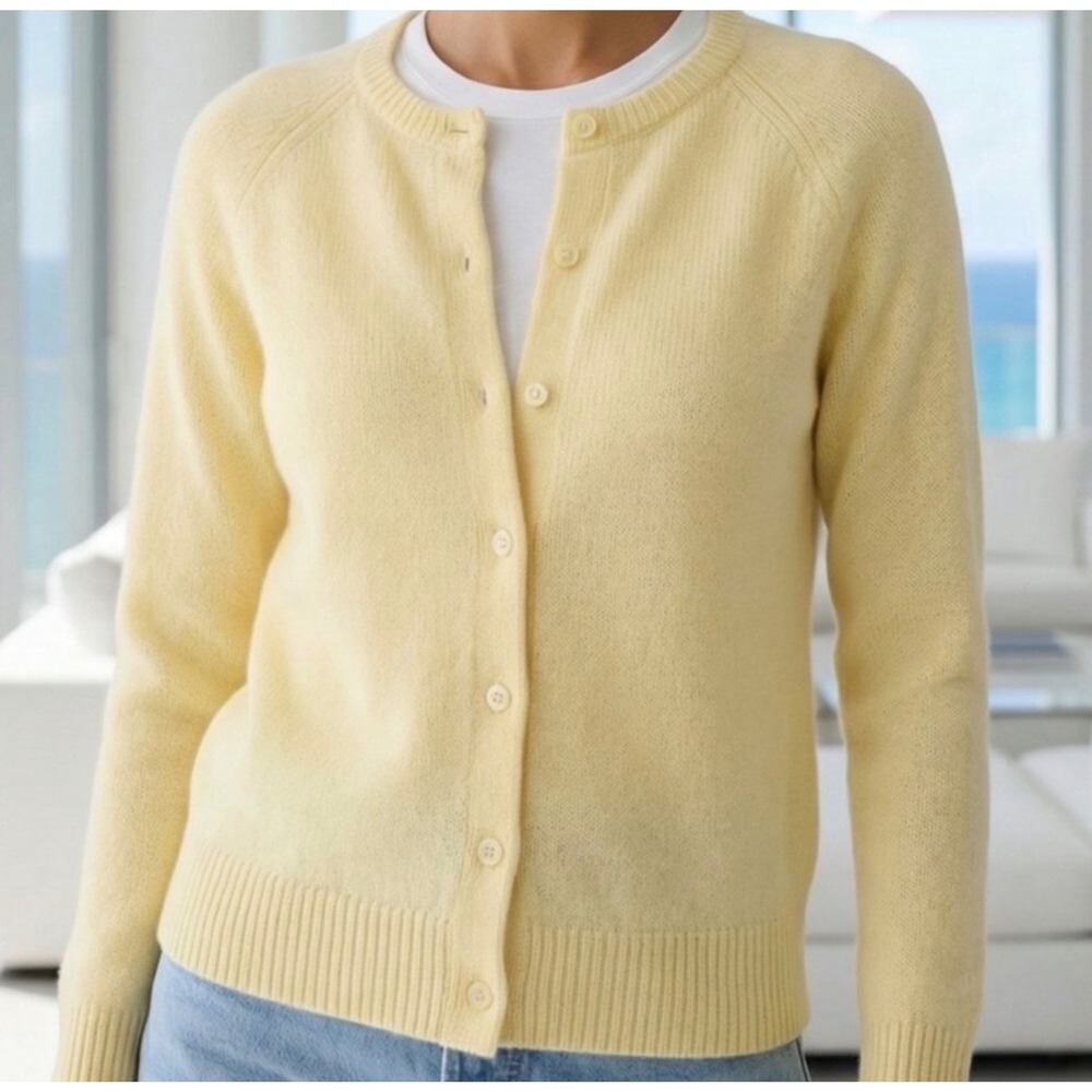 Rumored Seabrook Cardigan Buttercream Yellow Knit Button Front XL NWT